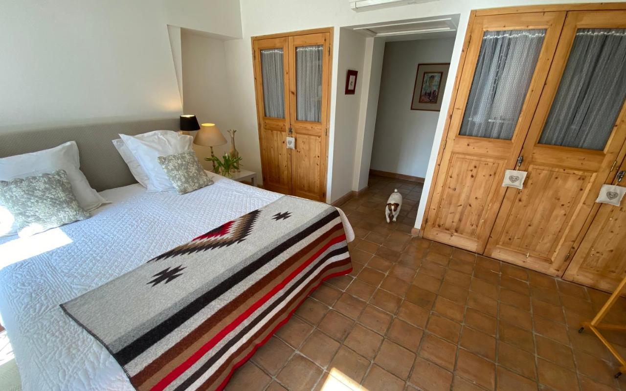 La Ferme De Gigognan Bed & Breakfast Avinyon Dış mekan fotoğraf
