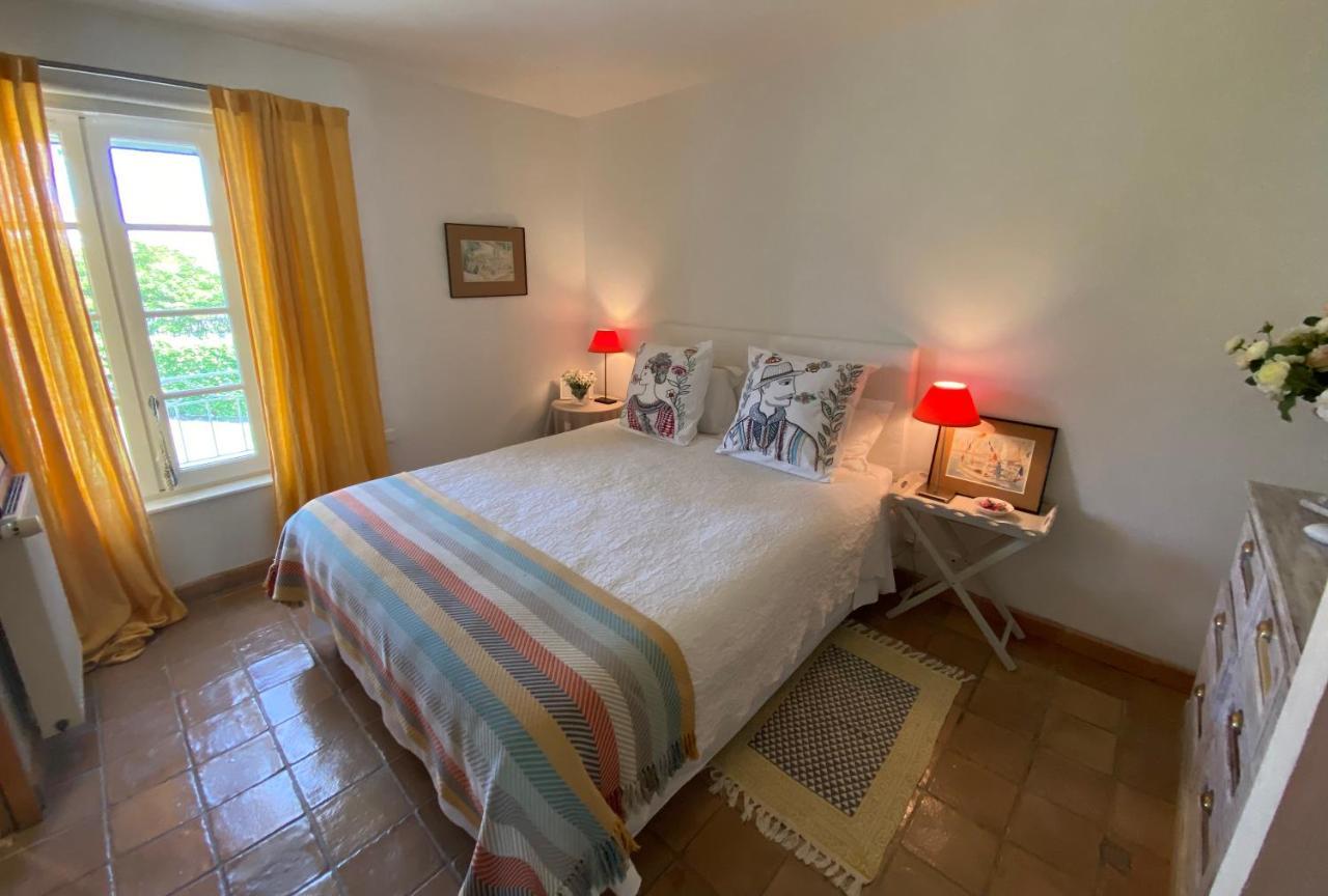 La Ferme De Gigognan Bed & Breakfast Avinyon Dış mekan fotoğraf